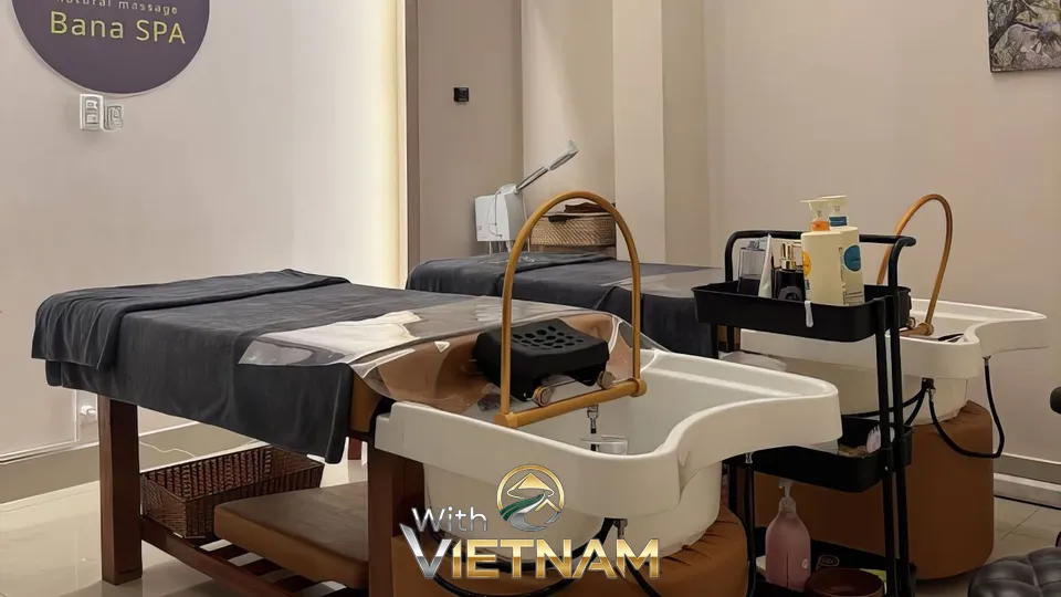 발 관리를 위한 장비와 마사지 베드