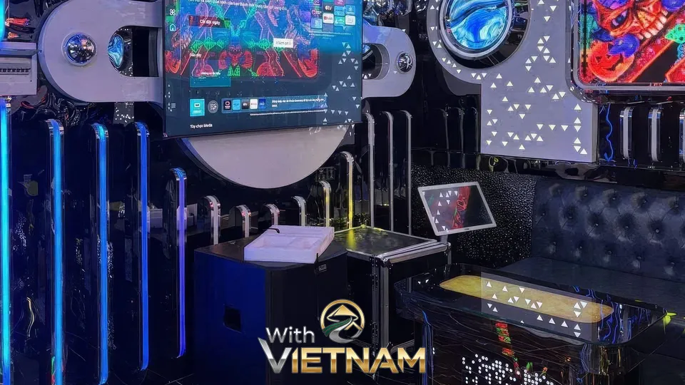 미래적인 디자인의 노래방 내부