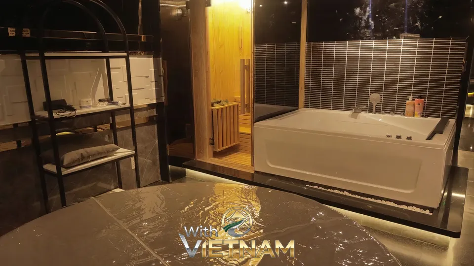 사우나와 욕조가 있는 스파