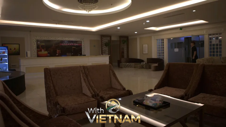 나트랑 체리 스파의 넓고 환한 로비