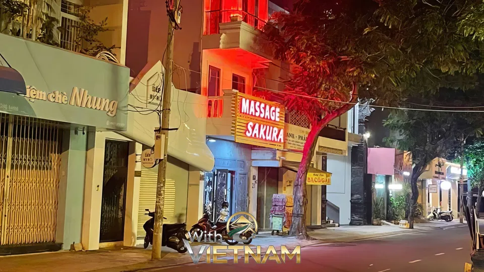 사쿠라 마사지 (나트랑)